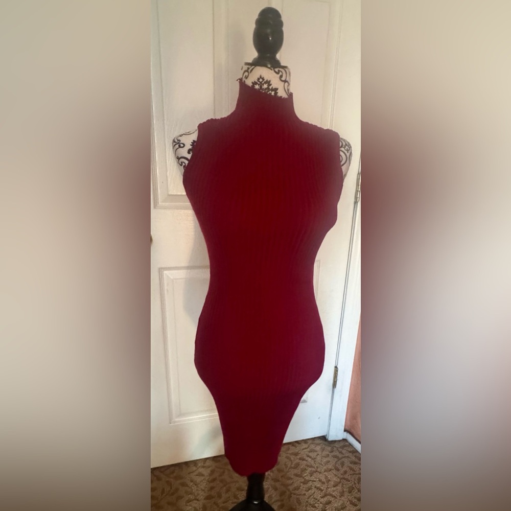 Sleeveless Red Ribbed Dress
